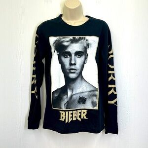 Gildan - Justin Bieber Sorry Tour Graphic Long Sleeve T Short Size Small
